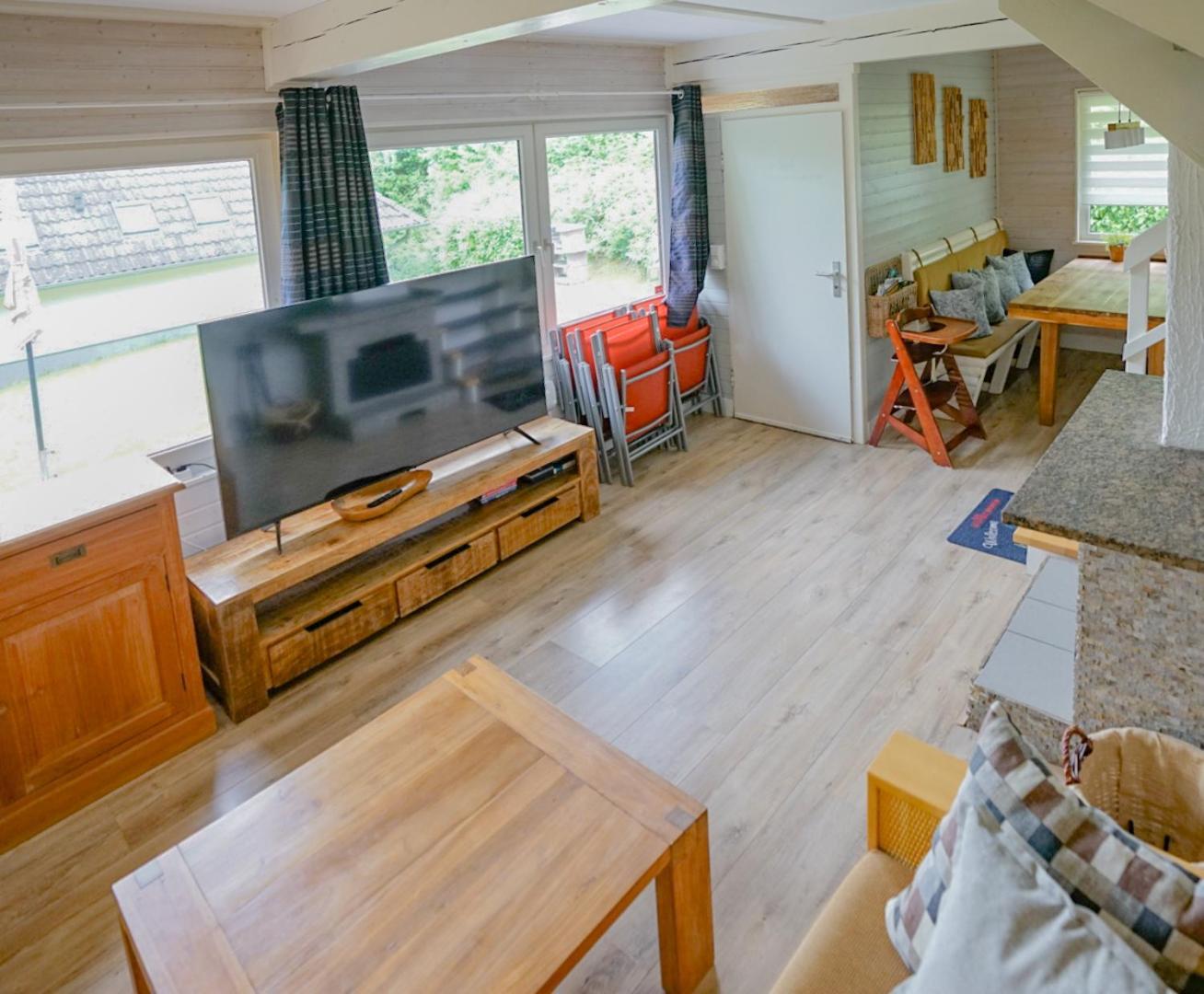 Ferienhaus "Gestiefelter Kater" Am See Im Bergland Kirchheim  Luaran gambar