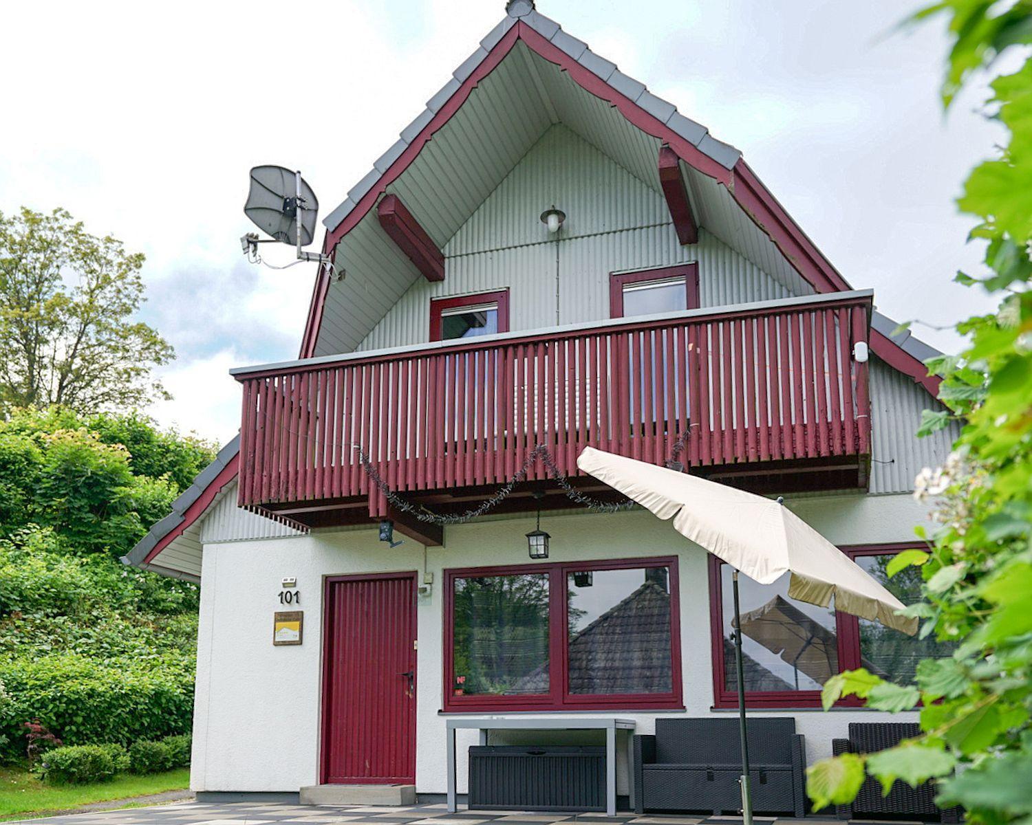 Ferienhaus "Gestiefelter Kater" Am See Im Bergland Kirchheim  Luaran gambar
