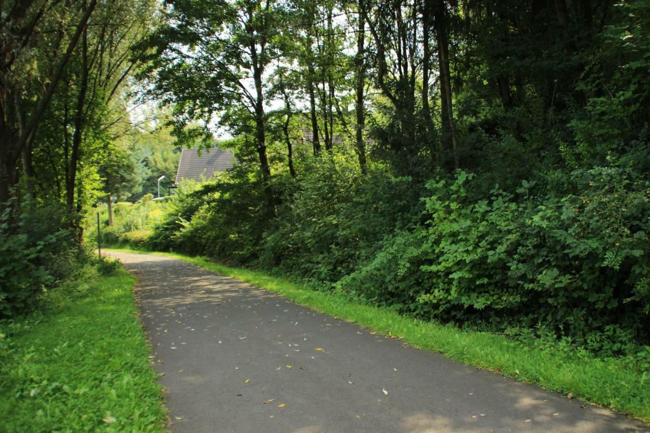 Ferienhaus "Gestiefelter Kater" Am See Im Bergland Kirchheim  Luaran gambar