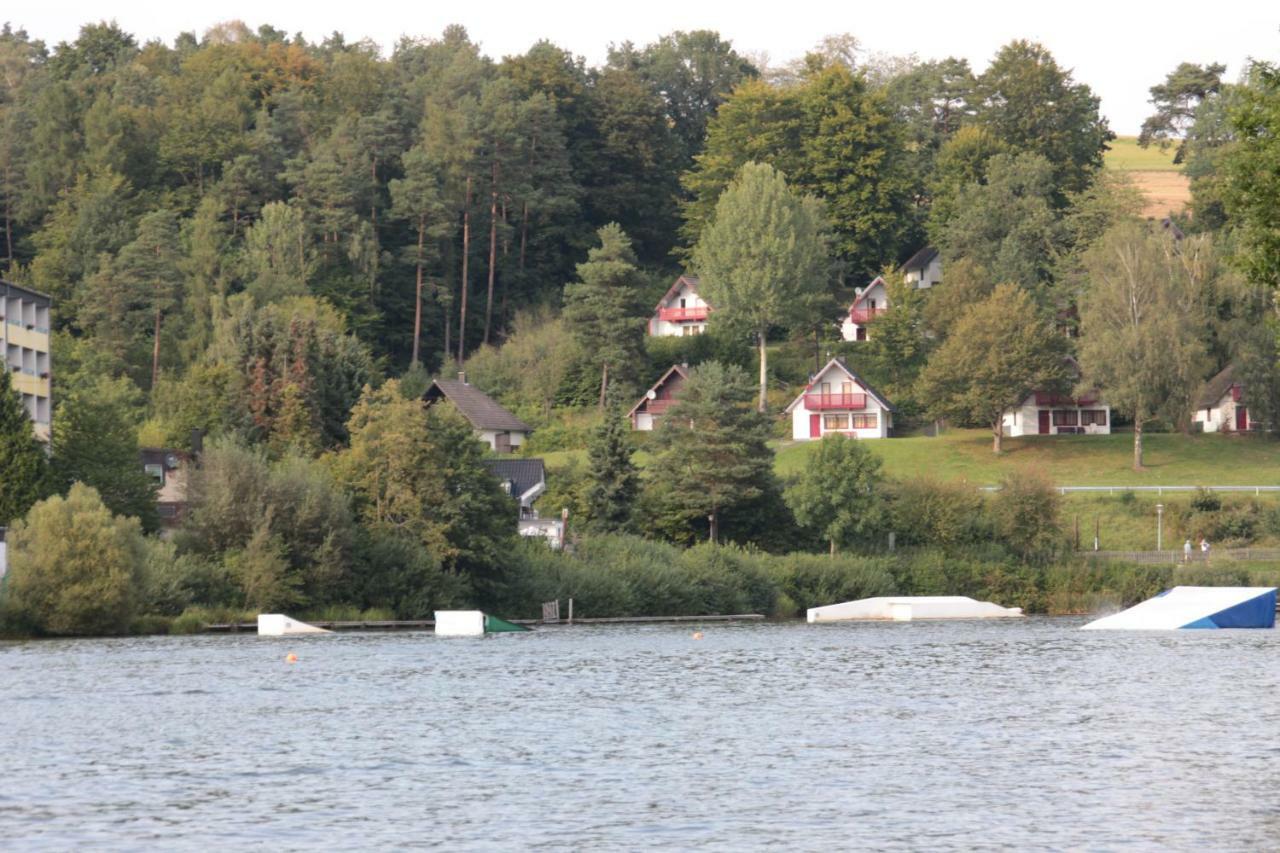Ferienhaus "Gestiefelter Kater" Am See Im Bergland Kirchheim  Luaran gambar